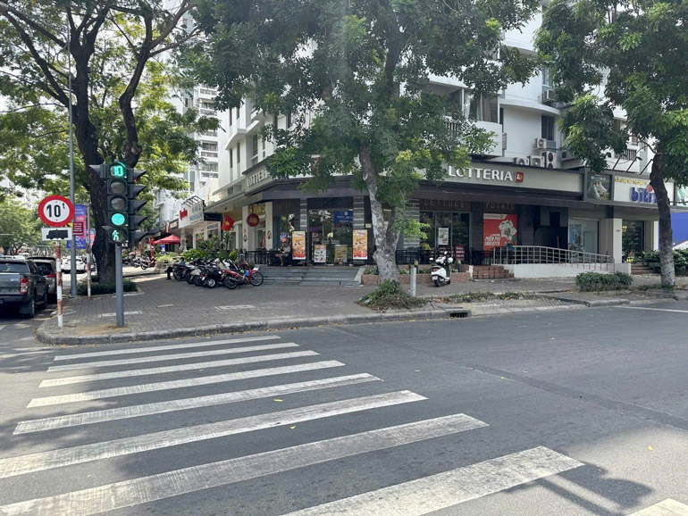 Cho Thuê Shop Mỹ Khánh 2 Phú Mỹ Hưng Góc 2MT Nguyễn Đức Cảnh